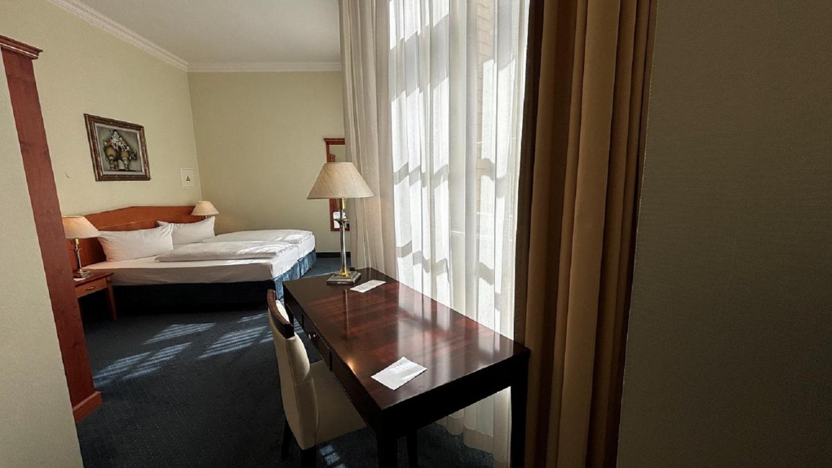 Готель Wyndham Garden Berlin Mitte Екстер'єр фото
